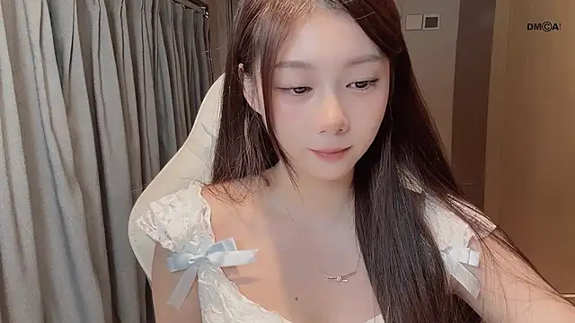 Makinghappymyself  online show from 12-17-25, 06:41