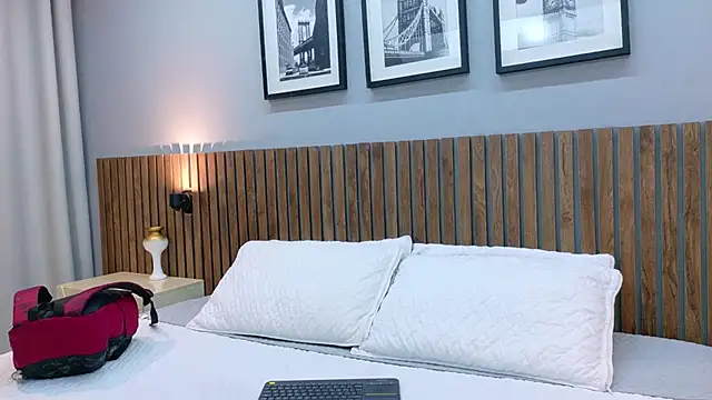 luna roja25 online show from 02-10-26, 02:43