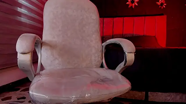 LiamDeep online show from 04-17-26, 08:23