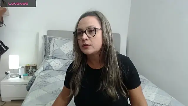 Snapshot of sophie_lopez1 chatting on 02-08-25, 02:47 sophie lopez1 online show from 02-08-25, 02:47