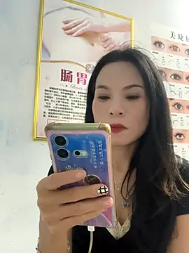 Baby-mmm online show from 10-20-25, 12:49