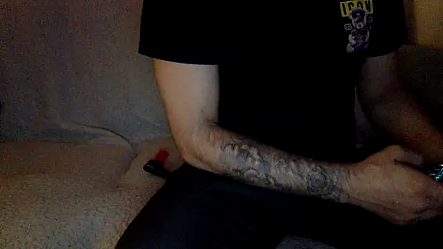 Brownsuggarr online show from 10-05-25, 02:21