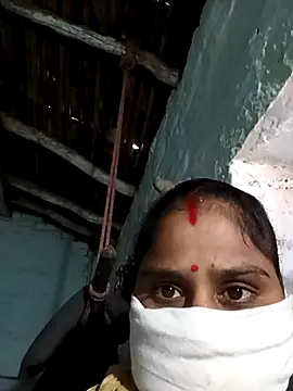 Snapshot of Sheema_tyagi chatting on 10-30-25, 09:55 Sheema tyagi online show from 10-30-25, 09:55