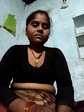 Snapshot of Sheema_tyagi chatting on 10-31-25, 03:46 Sheema tyagi online show from 10-31-25, 03:46