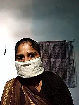 Snapshot of Sheema_tyagi chatting on 11-28-25, 08:28 Sheema tyagi online show from 11-28-25, 08:28