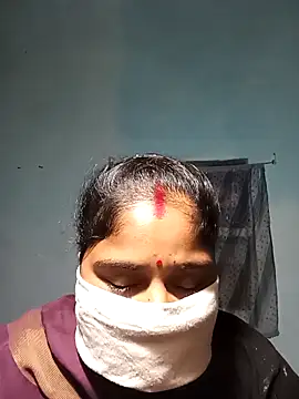 Snapshot of Sheema_tyagi chatting on 11-28-25, 08:44 Sheema tyagi online show from 11-28-25, 08:44