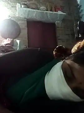 Snapshot of Sheema_tyagi chatting on 12-13-25, 08:25 Sheema tyagi online show from 12-13-25, 08:25