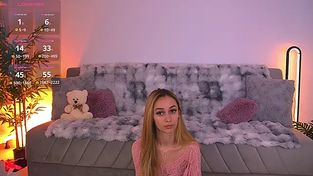 Snapshot of AmyKent_ chatting on 06-06-26, 02:55 AmyKent online show from 06-06-26, 02:55