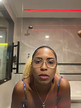 Snapshot of bobbiebbb chatting on 03-20-26, 08:52 bobbiebbb online show from 03-20-26, 08:52