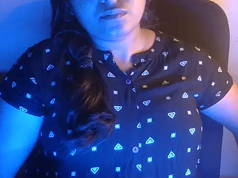 Snapshot of Aanya_Hazel chatting on 09-21-25, 04:41 Aanya Hazel online show from 09-21-25, 04:41