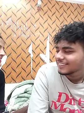 romantic couple1 online show from 02-13-26, 12:50