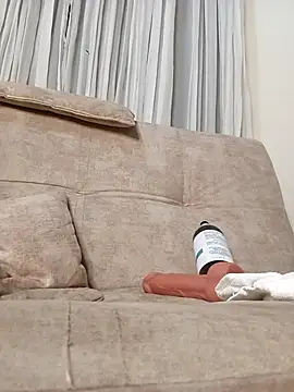 Snapshot of Marian_Zeller chatting on 11-02-25, 04:26 Marian Zeller online show from 11-02-25, 04:26