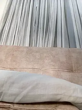 Snapshot of Marian_Zeller chatting on 11-06-25, 09:10 Marian Zeller online show from 11-06-25, 09:10