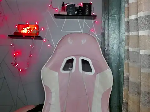 Snapshot of asian_cumstarrhian chatting on 11-19-25, 12:21 asian cumstarrhian online show from 11-19-25, 12:21