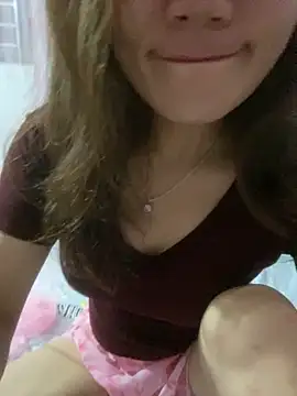 Snapshot of Pyy07 chatting on 12-19-25, 01:07 Pyy07 online show from 12-19-25, 01:07