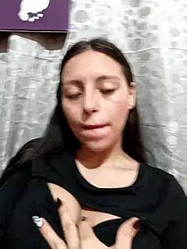 Lahila  online show from 10-20-25, 01:11