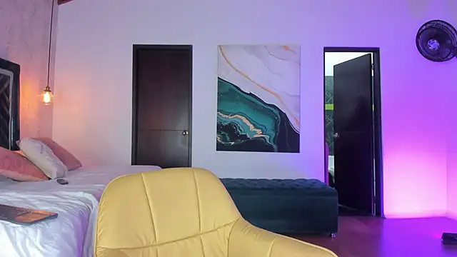 Sofi Moreno online show from 09-12-25, 12:27