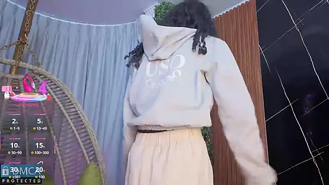 Kiara Zahiri   online show from 10-23-25, 10:58