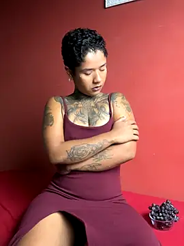 xbigpeach online show from 10-09-25, 10:08