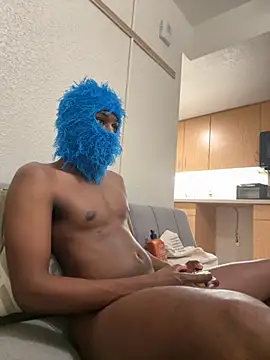 Snapshot of hungdrew9 chatting on 11-08-25, 03:45 hungdrew9 online show from 11-08-25, 03:45