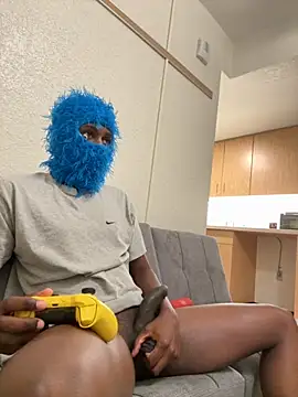 Snapshot of hungdrew9 chatting on 11-17-25, 01:33 hungdrew9 online show from 11-17-25, 01:33