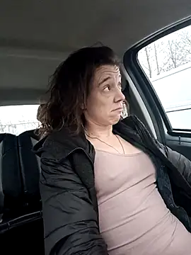 Snapshot of JezebelDutch chatting on 11-30-25, 02:43 JezebelDutch online show from 11-30-25, 02:43