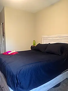 Snapshot of Calimarina chatting on 10-28-25, 06:10 Calimarina online show from 10-28-25, 06:10