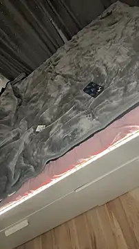 hottcouple00 online show from 11-14-25, 11:35