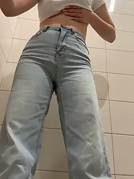 Cumonmme online show from 11-08-25, 08:07