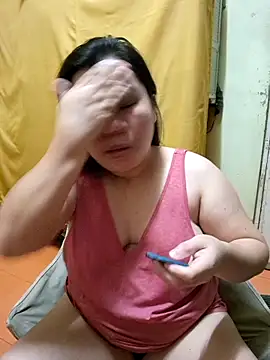 Snapshot of hotlyn45 chatting on 09-26-25, 08:02 hotlyn45 online show from 09-26-25, 08:02