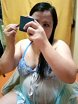 Snapshot of hotlyn45 chatting on 09-28-25, 04:40 hotlyn45 online show from 09-28-25, 04:40