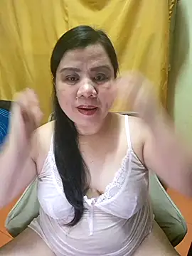 Snapshot of hotlyn45 chatting on 10-16-25, 11:55 hotlyn45 online show from 10-16-25, 11:55