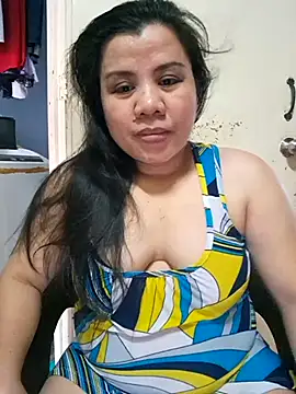 Snapshot of hotlyn45 chatting on 12-05-25, 03:04 hotlyn45 online show from 12-05-25, 03:04