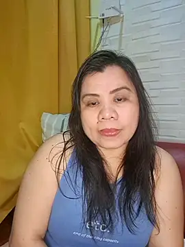 hotlyn45 online show from 02-13-26, 01:29