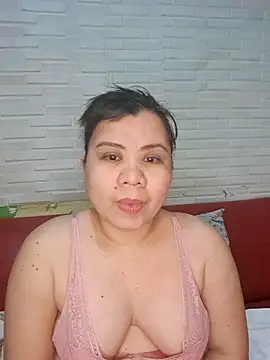 hotlyn45 online show from 03-12-26, 04:46