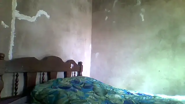 longdickson12345 online show from 06-05-26, 06:52