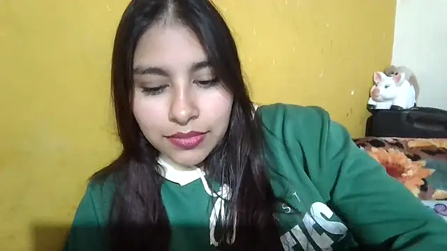 Snapshot of zairabreze chatting on 11-14-25, 06:50 zairabreze online show from 11-14-25, 06:50