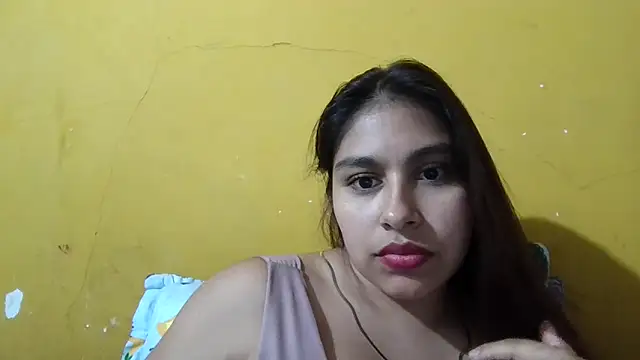 Snapshot of zairabreze chatting on 11-24-25, 09:58 zairabreze online show from 11-24-25, 09:58