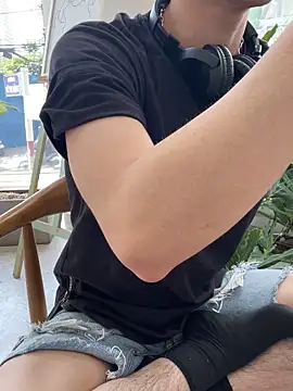 anhkiet huang online show from 11-19-25, 03:39