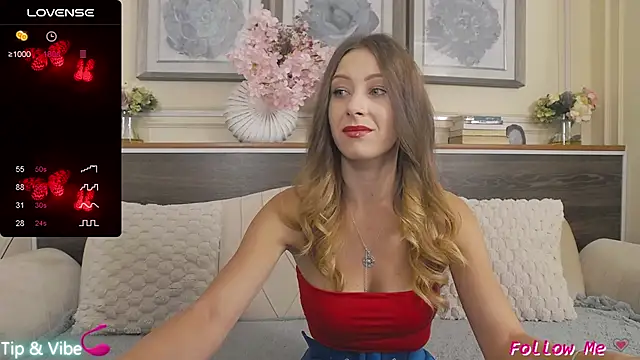 Snapshot of MuseDollX chatting on 09-16-25, 05:14 MuseDollX online show from 09-16-25, 05:14