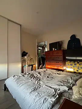 Stelan690 online show from 10-18-25, 08:26