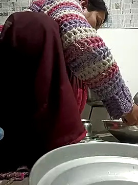 Snapshot of monu_bhabi chatting on 02-20-26, 01:02 monu bhabi online show from 02-20-26, 01:02