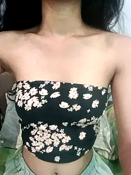 Daizy Shah online show from 02-19-26, 08:10