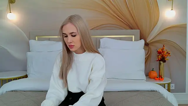 Snapshot of BarbieMilne chatting on 10-04-25, 03:10 BarbieMilne online show from 10-04-25, 03:10
