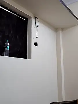 Snapshot of Shikha-mehra7 chatting on 01-15-26, 06:07 Shikha-mehra7 online show from 01-15-26, 06:07