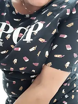 Snapshot of Shikha-mehra7 chatting on 03-04-26, 02:01 Shikha-mehra7 online show from 03-04-26, 02:01