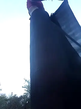 Snapshot of Fasfas2 chatting on 09-28-25, 12:43 Fasfas2 online show from 09-28-25, 12:43