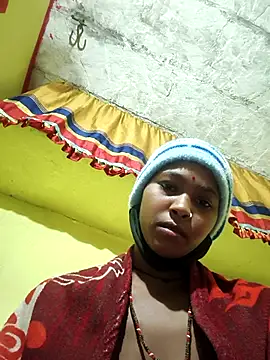 Snapshot of Fasfas2 chatting on 12-20-25, 01:45 Fasfas2 online show from 12-20-25, 01:45