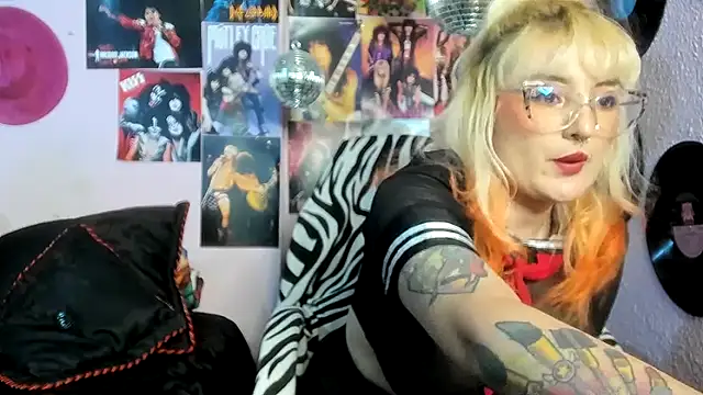 Avril Maria online show from 03-10-26, 06:24