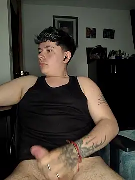 Ley Car online show from 12-23-25, 04:32